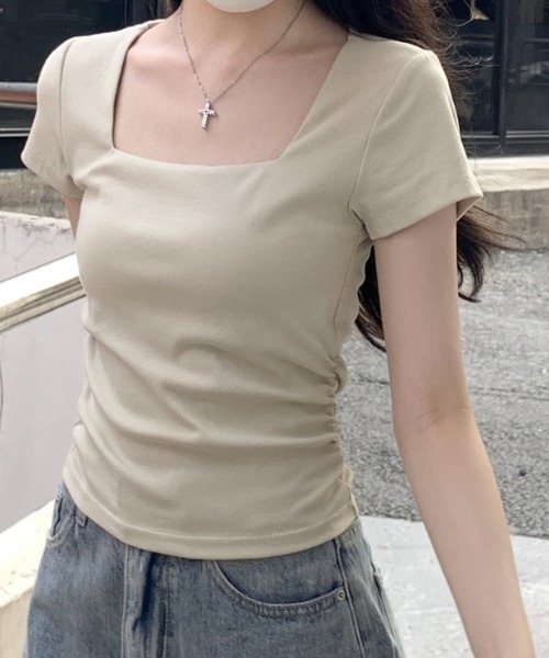 Aelina（エリナ）の「UネックＴシャツ（Tシャツ/カットソー・レディース・ブラック/グレー/ホワイト/ベージュ・F）」の17枚目の写真