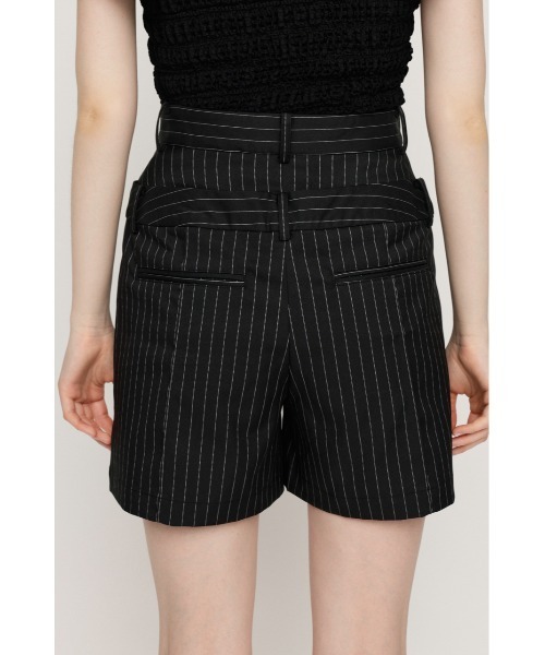 SLY(スライ)の「H/W LAYERD S/PT ハイウエスト レイヤード ショートパンツ 夏服 秋服(スラックス・レディース・ブラック/マルチ・1/2)」の11枚目の写真