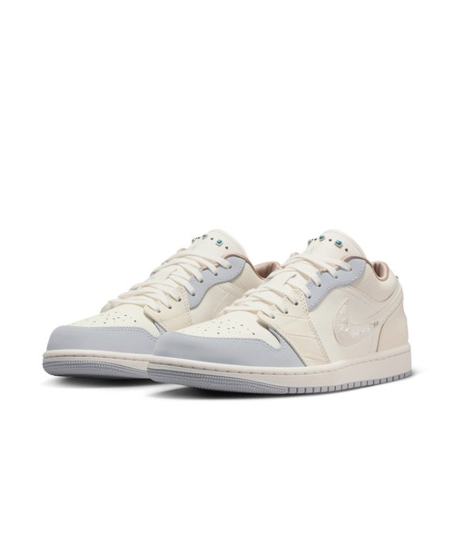 W AIR JORDAN 1 LOW IH7323-100（スニーカー）｜JORDAN BRAND