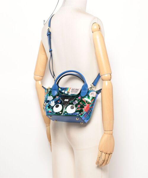 INGRESSO（イングレッソ）の「【 EYE theme / アイ テーマ 】 エナメル 2way ショルダーバッグ（ショルダーバッグ・レディース・ブルー系・FREE）」の5枚目の写真