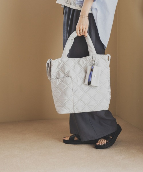studio CLIP(スタディオクリップ)の「【人間工学に基づいて考えた!】からだよろこぶキルトトート&ショルダーバッグ(トートバッグ・レディース・ライトグリーン/グレー/ブラック・FREE)」の5枚目の写真