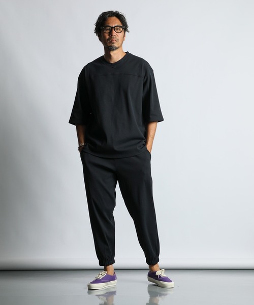 The DUFFER of ST.GEORGE（ザダファーオブセントジョージ）の「「AIR FLEX」SETUP HONEYCOMB GYM PANTS：機能素材 「エアフレックス」セットアップ ジムパンツ（スウェットパンツ・メンズ・ブラック/ネイビー・X-LARGE/LARGE/MEDIUM/SMALL）」の6枚目の写真