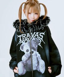 TRAVAS TOKYO × 椎名ひかり コラボ トレーナー TRAVAS TOKYO（トラバス トウキョウ）の「シーズンカタログ付き