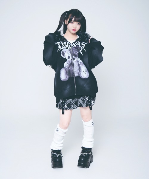 TRAVAS TOKYO/トラバス トーキョー』ファー付きくま耳ZIPパーカー