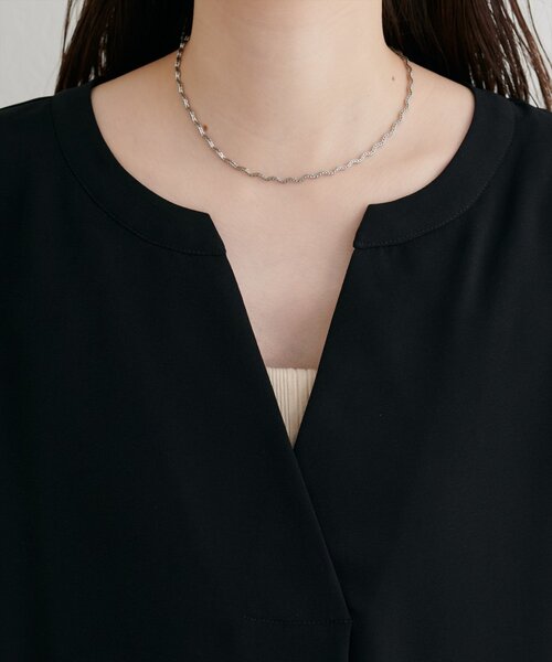 natural couture（ナチュラルクチュール）の「スキッパーフリル袖ブラウス（シャツ/ブラウス・レディース・ミント/ボルドー/ブラック/オフホワイト・FREE）」の17枚目の写真