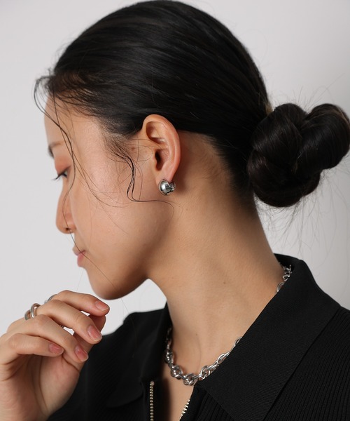 COLONY 2139(コロニートゥーワンスリーナイン)の「スフィアワンタッチピアス(ピアス(両耳用)・レディース・シルバー/ゴールド・FREE)」の7枚目の写真