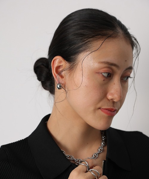 COLONY 2139(コロニートゥーワンスリーナイン)の「スフィアワンタッチピアス(ピアス(両耳用)・レディース・シルバー/ゴールド・FREE)」の9枚目の写真