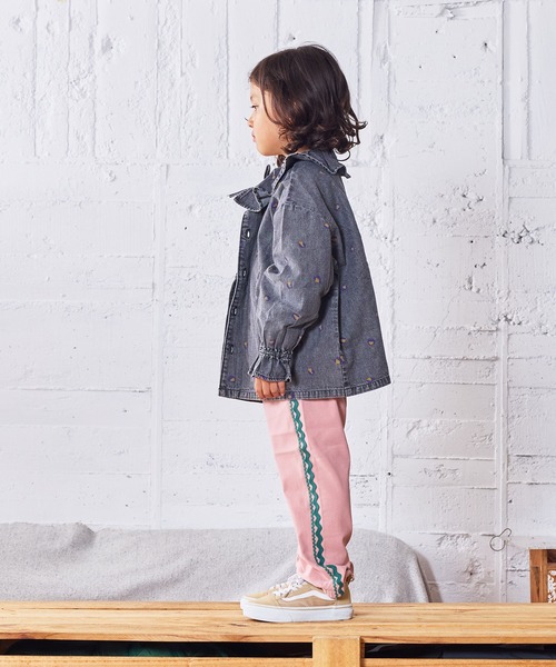 MARKEY'S(マーキーズ)の「デニムフリルカラーブラウス(シャツ/ブラウス・キッズ・ブルー系その他/ブラック系その他・90/100/110/120/130/140/150)」の7枚目の写真