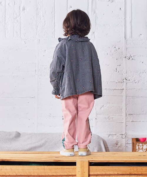 MARKEY'S(マーキーズ)の「デニムフリルカラーブラウス(シャツ/ブラウス・キッズ・ブルー系その他/ブラック系その他・90/100/110/120/130/140/150)」の8枚目の写真