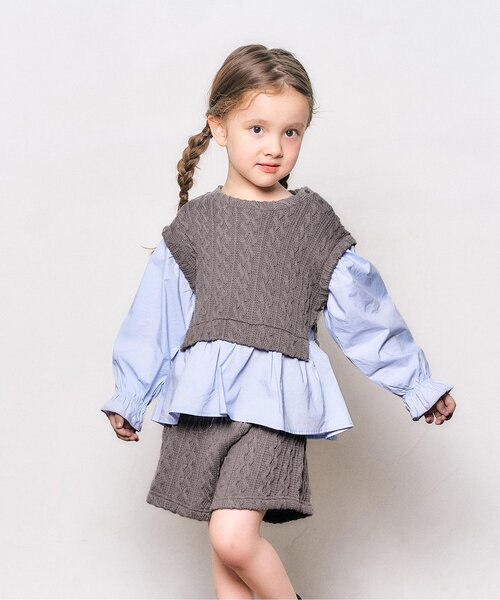 apres les cours（アプレレクール）の「【ジュニア対応】ニットソーセットアップ（セットアップ・キッズ・ブラック/ベージュ/グレー・140/130/120/110/100/90/80）」の2枚目の写真