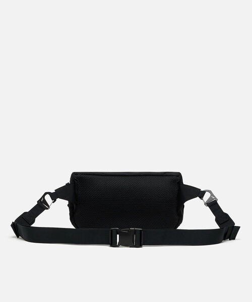 AIGLE（エーグル）の「撥水 ハイキング クロスボディバッグ（ボディバッグ/ウエストポーチ・レディース・カーキ/ブラック・FREE）」の16枚目の写真