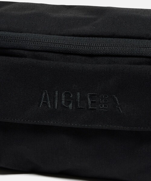 AIGLE（エーグル）の「撥水 ハイキング クロスボディバッグ（ボディバッグ/ウエストポーチ・レディース・カーキ/ブラック・FREE）」の15枚目の写真