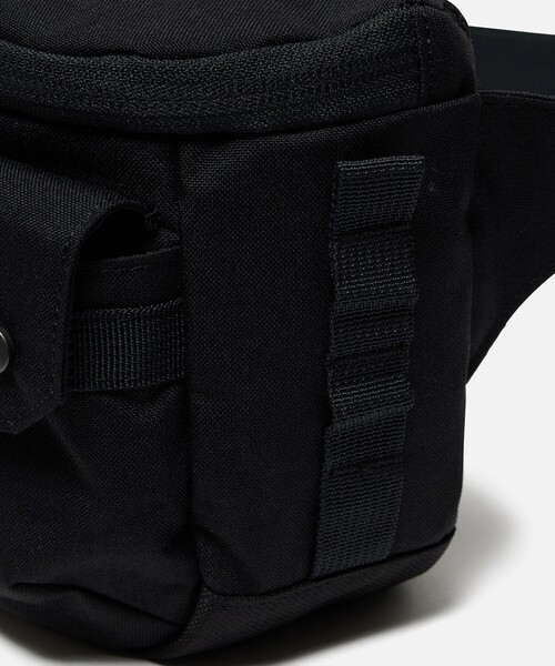 AIGLE（エーグル）の「撥水 ハイキング クロスボディバッグ（ボディバッグ/ウエストポーチ・レディース・カーキ/ブラック・FREE）」の14枚目の写真