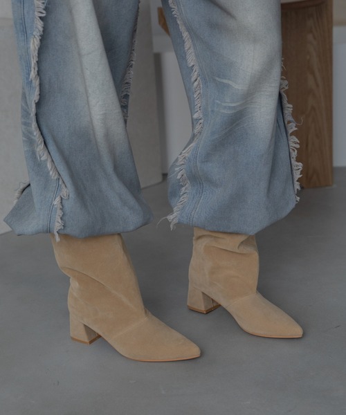 VACANCY（ヴァカンシー）の「ワイドポインテッドトゥブーツ（ブーツ・レディース・ブラック/ベージュ・MEDIUM/LARGE）」の8枚目の写真