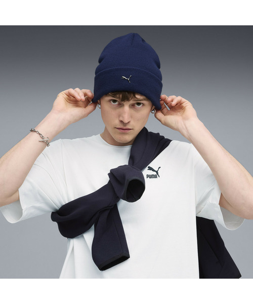 PUMA（プーマ）の「PUMA プーマ ユニセックス メタル プーマキャット ハイクラウン ビーニー（ニットキャップ/ビーニー・メンズ・ネイビー/ダークグレー/サーモンピンク/ブラック/オフホワイト・フリー）」の4枚目の写真