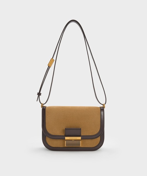 CHARLES & KEITH(チャールズ & キース)の「Charlot シャーロットスエードバッグ(ショルダーバッグ・レディース・ブラウン系その他7/サンドベージュ・M)」の13枚目の写真