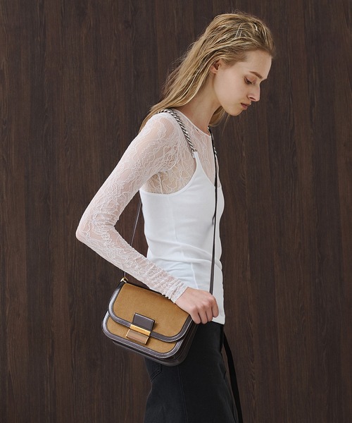 CHARLES & KEITH(チャールズ & キース)の「Charlot シャーロットスエードバッグ(ショルダーバッグ・レディース・ブラウン系その他7/サンドベージュ・M)」の22枚目の写真
