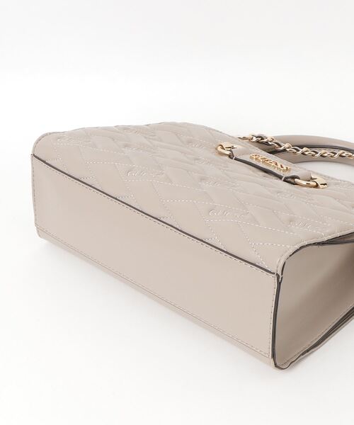 Guess（ゲス）の「BRIELLA Satchel サッチェル ハンドバッグ （ハンドバッグ・レディース・ライトベージュ・ONE SIZE）」の10枚目の写真