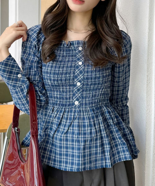 Ada.(エイダ)の「2WAY 長袖ボタン シャーリングブラウス(シャツ/ブラウス・レディース・ブラック/ブルー・FREE)」の11枚目の写真