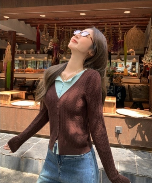 セール】【Y2Kガーリー】レイヤード風Vネックリブニットカーディガン