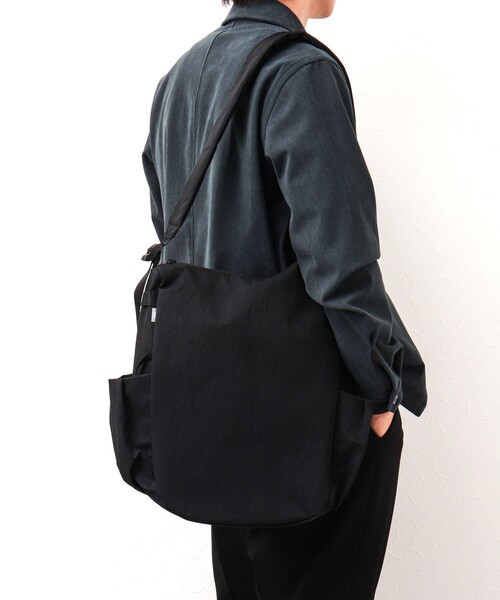 NESK/ネスク】バーティカルショルダーバッグ NS-013（ショルダーバッグ