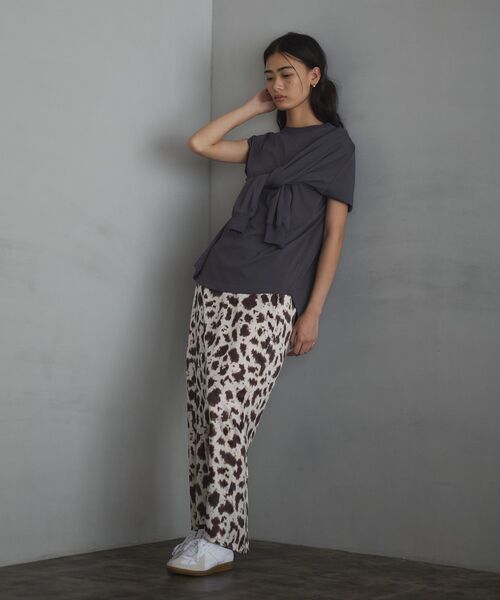 CRAFT STANDARD BOUTIQUE(クラフトスタンダードブティック)の「マルチウェイロンTee(Tシャツ/カットソー・レディース・ホワイト/ベージュ/チャコールグレー・FREE)」の9枚目の写真