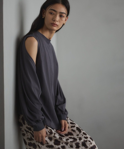 CRAFT STANDARD BOUTIQUE(クラフトスタンダードブティック)の「マルチウェイロンTee(Tシャツ/カットソー・レディース・ホワイト/ベージュ/チャコールグレー・FREE)」の1枚目の写真