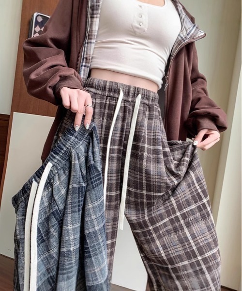 cammie(キャミー)の「ウエストコードチェックパンツ(その他パンツ・レディース・ブラウン/ネイビー・F)」の9枚目の写真