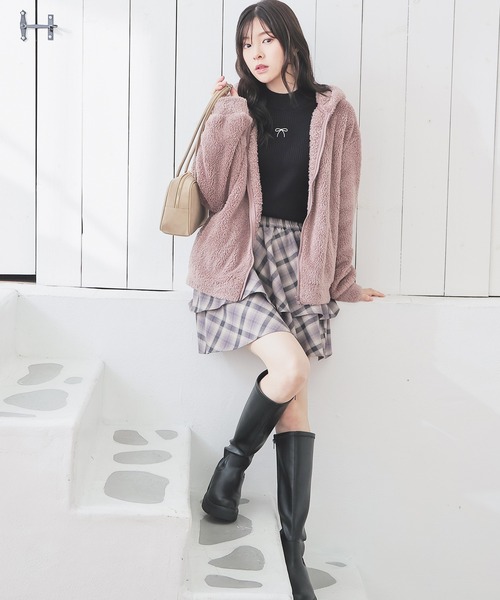 Honeys(ハニーズ)の「【ハニぽか】ボアジップパーカー(パーカー・レディース・ベージュ/スミクロ/モカ/アイボリー/ピンク・S/M/LL/L/3L)」の13枚目の写真