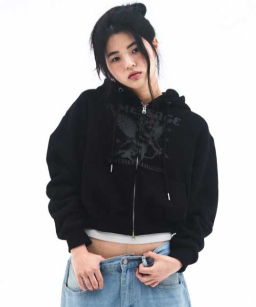 AMESWORLDWIDE（アメスワールドワイド）の「A'GEM/9 × .kom 『AMESWORLDWIDE/アメスワールドワイド』 BABY ANGEL HOODIE ZIP UP/ベイビーエンジェルジップアップパーカー（パーカー・レディース・ブラック/ブラウン・S/M）」の2枚目の写真