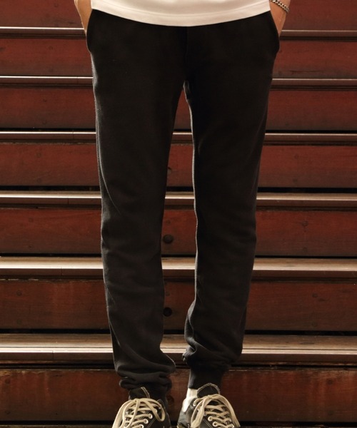 TMT（ティーエムティー）の「SLIM SWEAT PANTS（スウェットパンツ・メンズ・ライトグレー/グレー/ブラック/インディゴブルー/ライトインディゴブルー・LARGE/X-LARGE/MEDIUM）」の2枚目の写真
