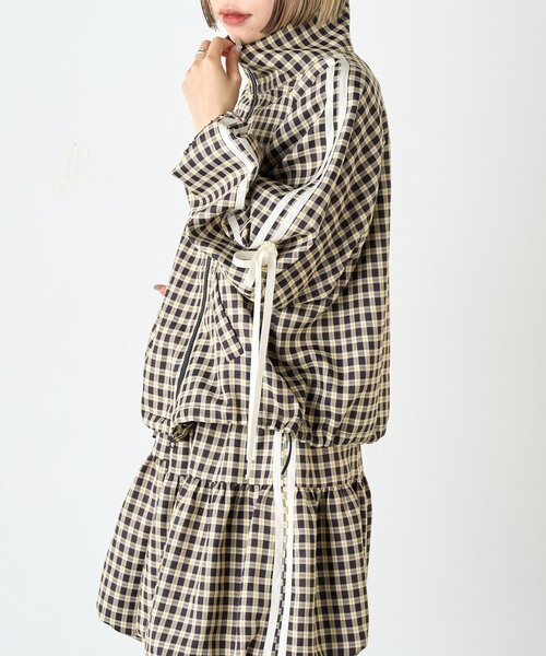 w closet（ダブルクローゼット）の「チェックラインブルゾン（ブルゾン・レディース・ブラック/レッド・FREE）」の16枚目の写真