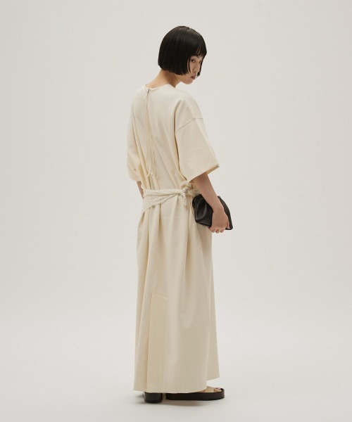TODAYFUL（トゥデイフル）の「Halfsleeve Easy Dress（ワンピース・レディース・キナリ/ブラック・36inch/38inch）」の4枚目の写真