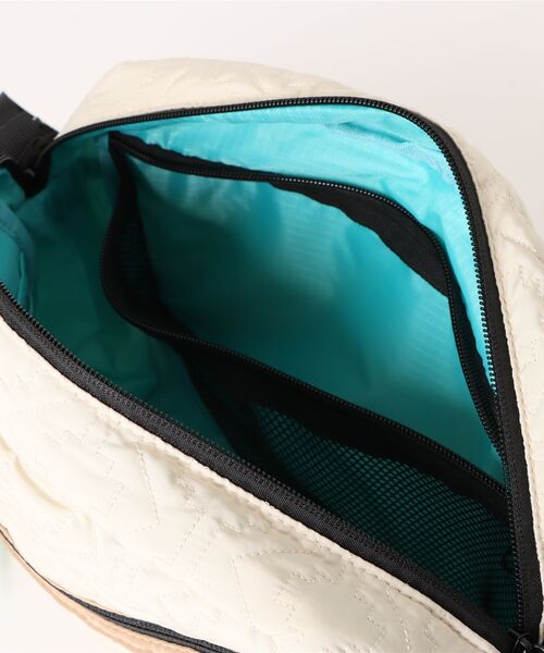 チチカカ(チチカカ)の「キルティングショルダーバッグ(ショルダーバッグ・レディース・シルバー/オフホワイト/ブラック・FREE)」の18枚目の写真