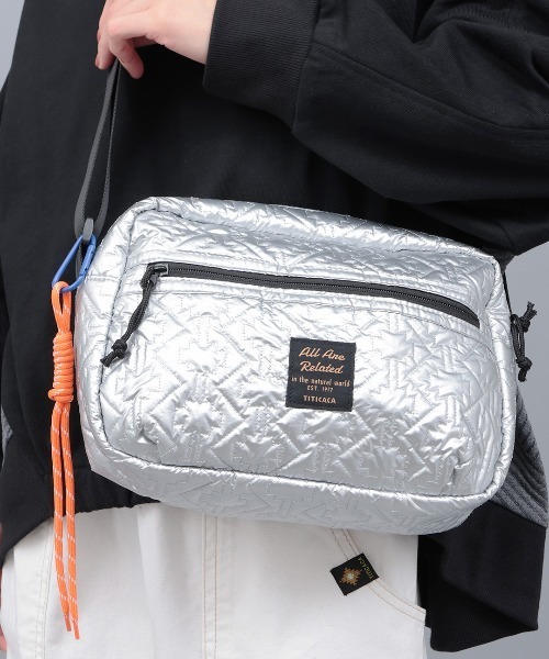 チチカカ(チチカカ)の「キルティングショルダーバッグ(ショルダーバッグ・レディース・シルバー/オフホワイト/ブラック・FREE)」の3枚目の写真