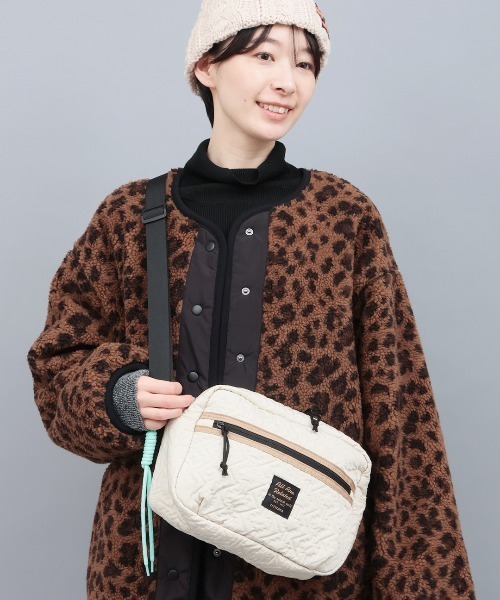 チチカカ(チチカカ)の「キルティングショルダーバッグ(ショルダーバッグ・レディース・シルバー/オフホワイト/ブラック・FREE)」の21枚目の写真