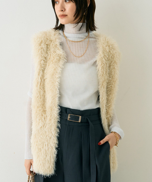 Rouge vif（ルージュヴィフ）の「フェザーニットジレベスト（ベスト・レディース・アイボリー/ベージュ・フリー）」の2枚目の写真