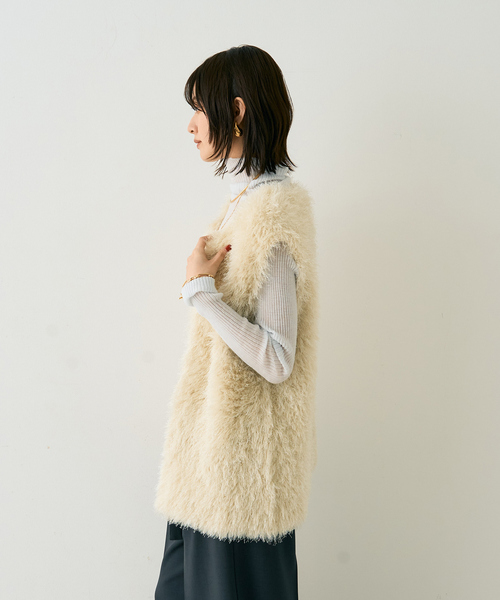 Rouge vif（ルージュヴィフ）の「フェザーニットジレベスト（ベスト・レディース・アイボリー/ベージュ・フリー）」の13枚目の写真