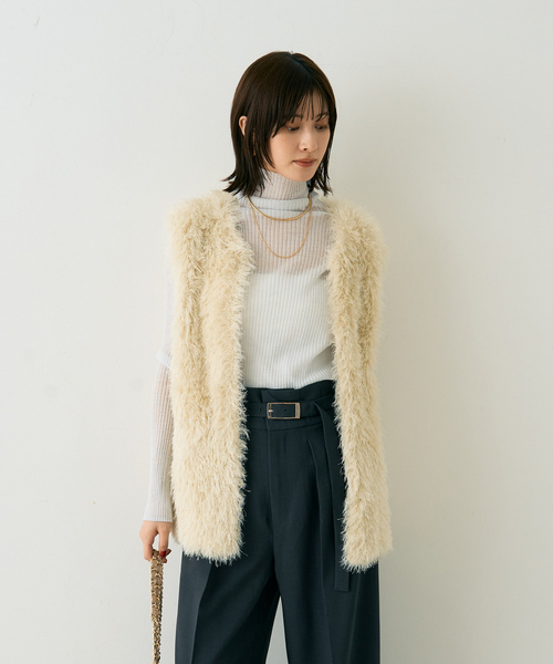 Rouge vif（ルージュヴィフ）の「フェザーニットジレベスト（ベスト・レディース・アイボリー/ベージュ・フリー）」の15枚目の写真