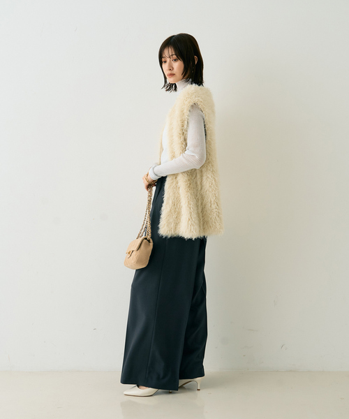 Rouge vif（ルージュヴィフ）の「フェザーニットジレベスト（ベスト・レディース・アイボリー/ベージュ・フリー）」の22枚目の写真