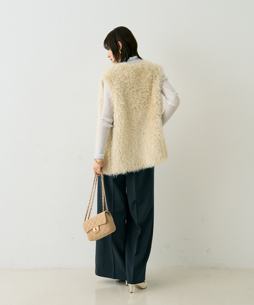 Rouge vif（ルージュヴィフ）の「フェザーニットジレベスト（ベスト・レディース・アイボリー/ベージュ・フリー）」の21枚目の写真