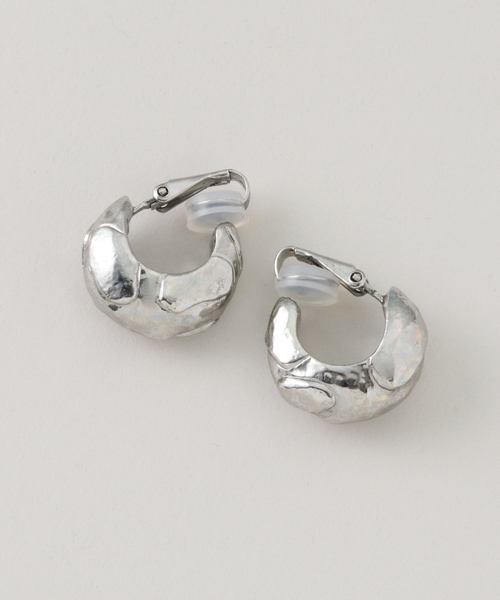 La TOTALITE（ラトータリテ）の「IRIS47/イリスフォーセブン ops イヤリング（イヤリング・レディース・シルバー/ゴールド・FREE）」の2枚目の写真