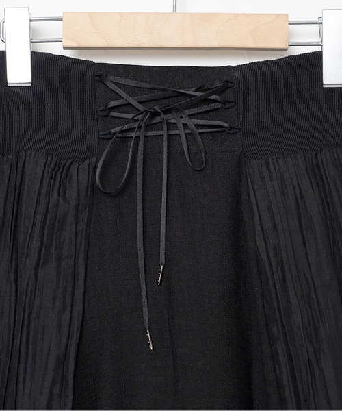 bedsidedrama（ベットサイドドラマ）の「Mosaic Garden Lace-Up Skirt（スカート・レディース・ホワイト/ブラック・1）」の20枚目の写真