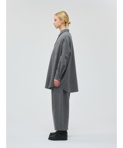 mizuiroind(ミズイロインド)の「mizuiro ind タックワイドパンツ(その他パンツ・レディース・ネイビー/ライトグレー/グレー/ブラック・FREE)」の16枚目の写真