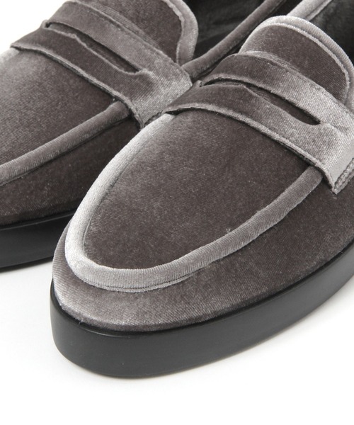 studio CLIP（スタディオクリップ）の「【daily CLIP】berevere ベロアコインローファー（ローファー・レディース・イエロー/グレー・MEDIUM/LARGE）」の7枚目の写真