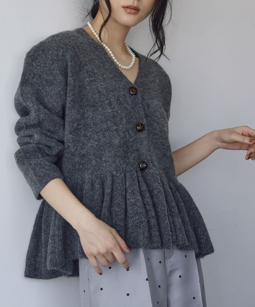 2025AW】ペプラム フリル Vネック ニット カーディガン（カーディガン