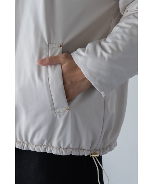 M.deux（エムドゥ）の「リバーシブルベロアキルティングコート（その他アウター・レディース・ブラック/オフホワイト・MEDIUM）」の16枚目の写真