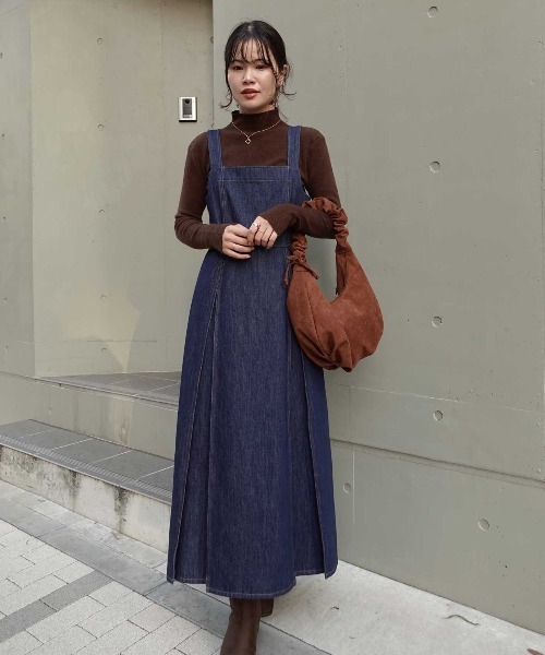 CORNERS（コーナーズ）の「ステッチデニムワンピース（ワンピース・レディース・ブラック/インディゴブルー・マルチサイズ）」の5枚目の写真