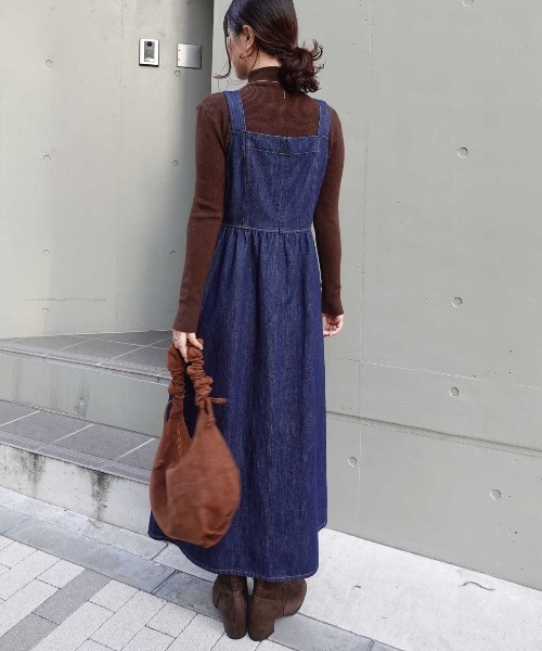 CORNERS（コーナーズ）の「ステッチデニムワンピース（ワンピース・レディース・ブラック/インディゴブルー・マルチサイズ）」の10枚目の写真