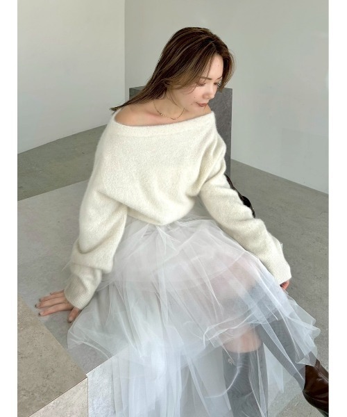 フォックスカシミアオフショルニットトップス（ニット/セーター